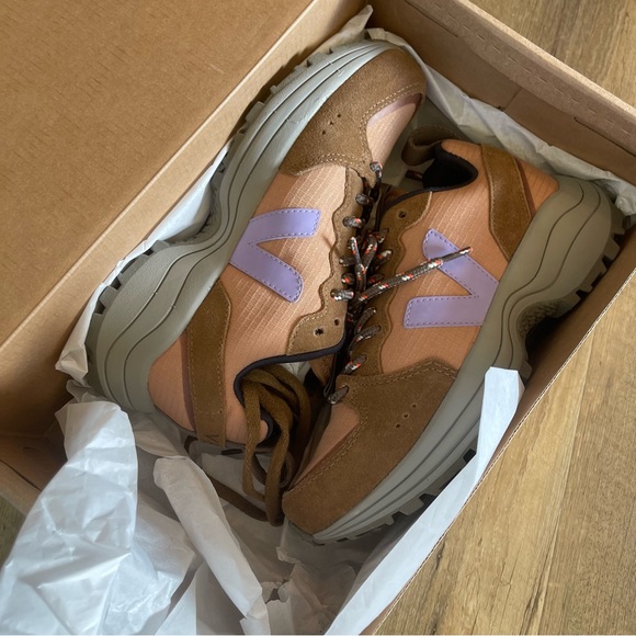 Veja | New Venturi Sneakers Desert/Lavender - Picture 9 of 10